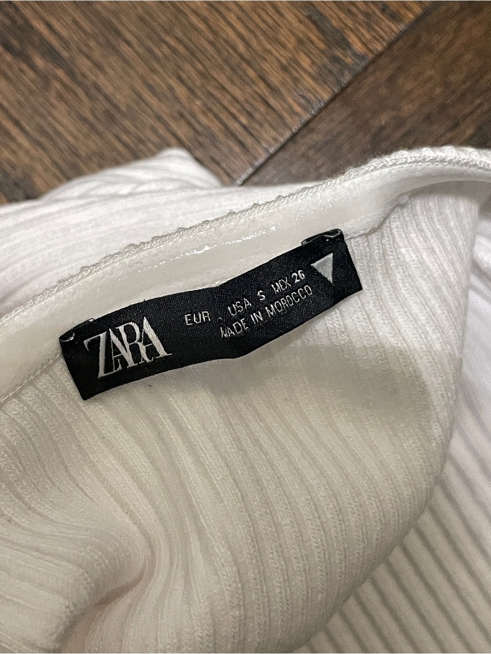 Zara Strapless Ribbed bodysuit - Small - Picture 4 of 8
